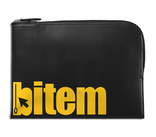 Slim Pouch